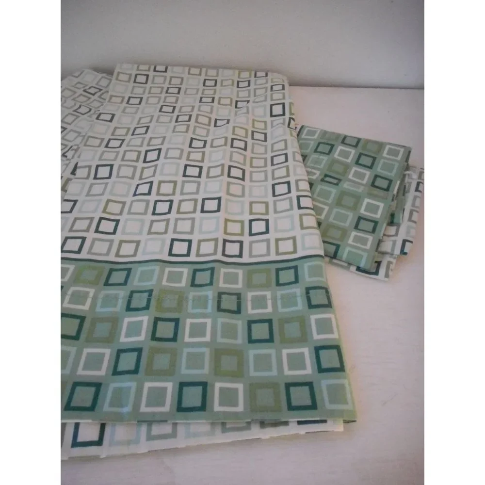 Vintage Set Green white King Pillowcases Westpoint Stevens USA Made Squares